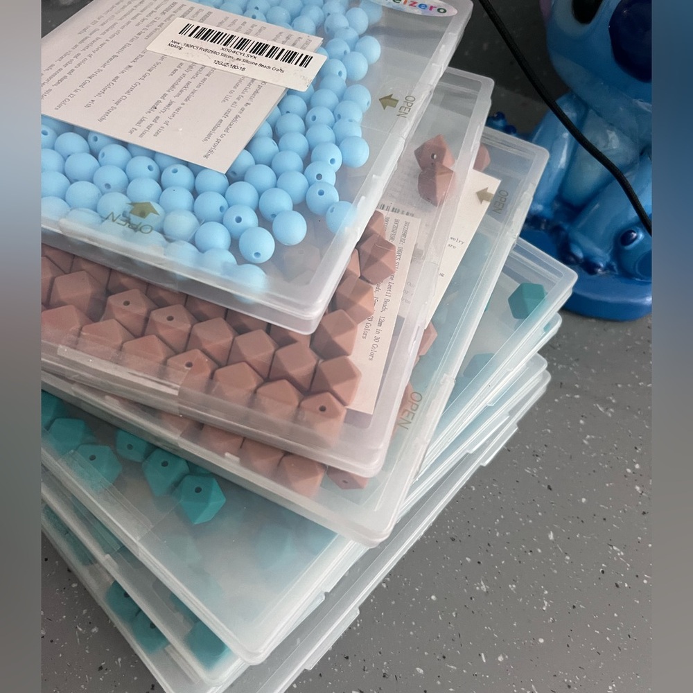 7- boxes Blue and Brown Bead Set